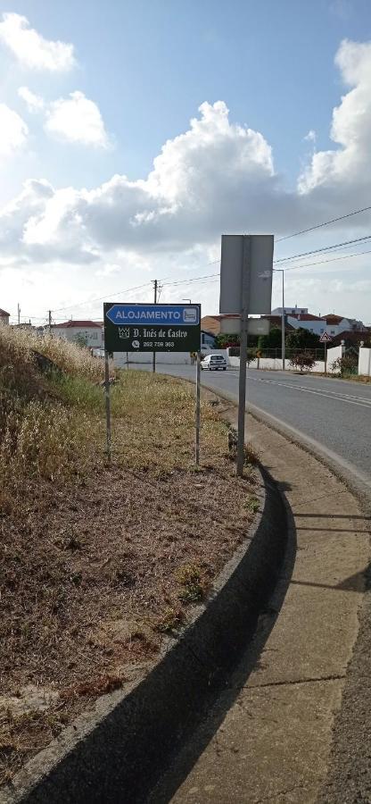Alojamento Dona Ines De Castro Atouguia Da Baleia Exterior photo
