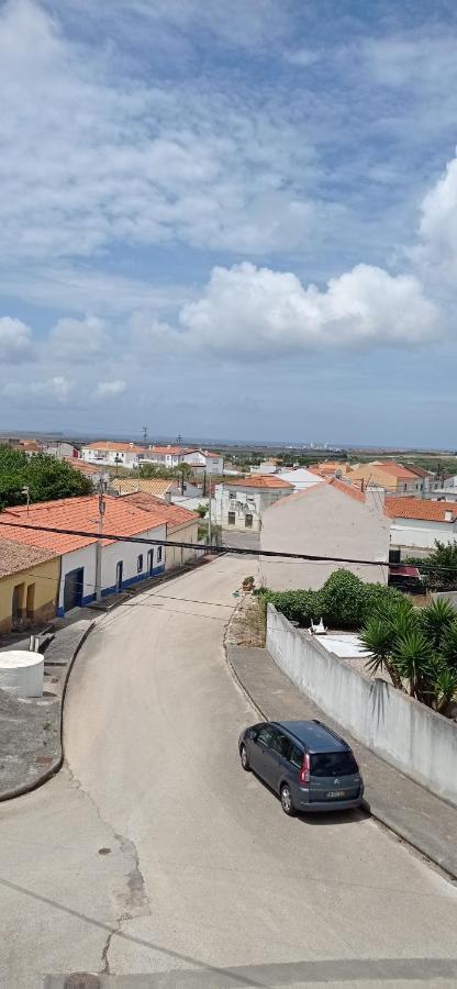 Alojamento Dona Ines De Castro Atouguia Da Baleia Exterior photo